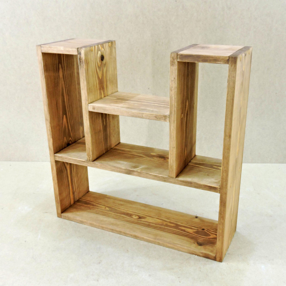 Настенная полка 