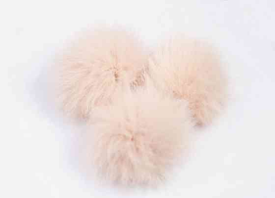 Помпони з натурального хутра песця на шапку 10-12см Персиковий Харків