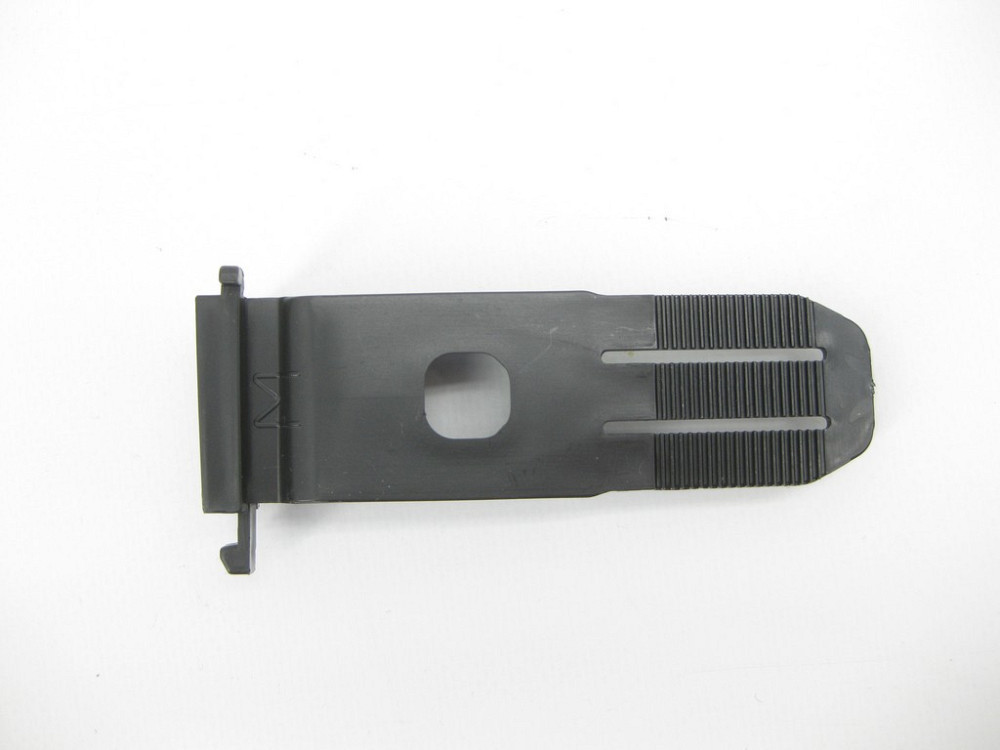 Mercedes-Benz  A2128855614 Новий пластиковий верхній тримач - кронштейн радіаторної решітки центральний E-Class W212 Одесса - изображение 10