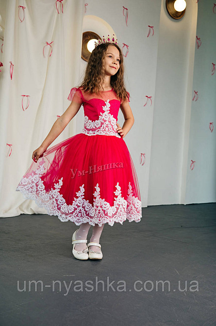 Длинное нарядное платье 3Д-кружево на 6-8 лет Кривой Рог - изображение 9