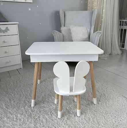 Столик з відкидним верхом і стільчик для хлопчика, білий Киев