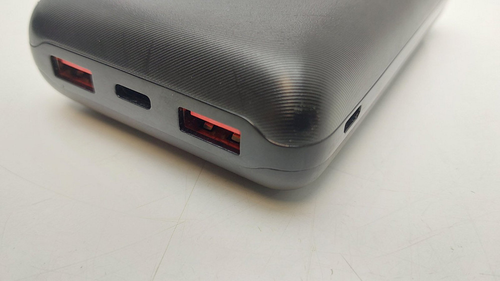 Павербанк Veger V2053 20000Mah (товар вживаний) Луцьк - фото 4