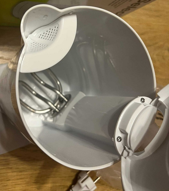 Электрический чайник Selecline KE01101C-GS из Европы. Киев - изображение 2