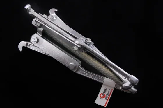 Съемник подшипников 3-лапый 10 Intertool (250 мм) Винница