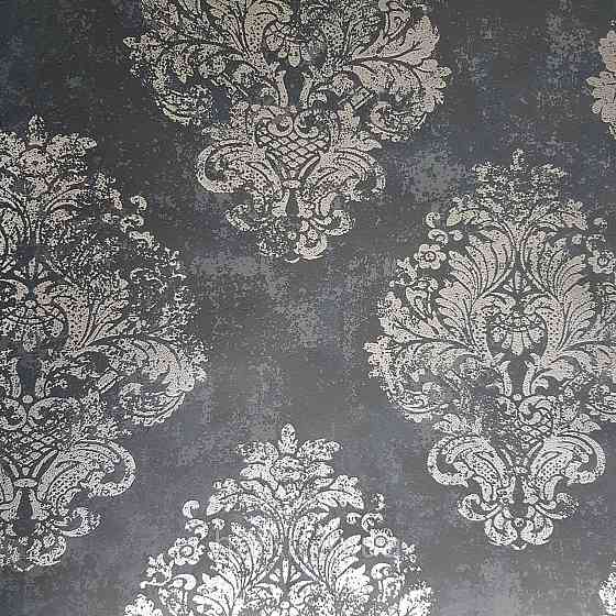 Шпалери флізелінові еко Galerie Metallic FX 0,53Х10 англійські вензелі срібні структурних на чорному тлі Київ