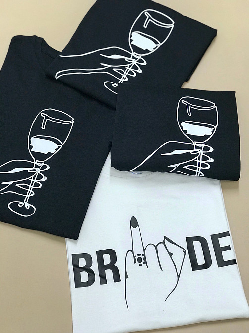 Футболки на девичник  для невесты и ее подружек -  