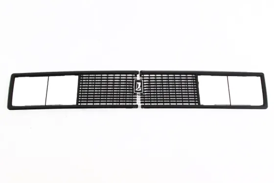 Решетка радиатора 2106 Pegas с эмблемой Винница