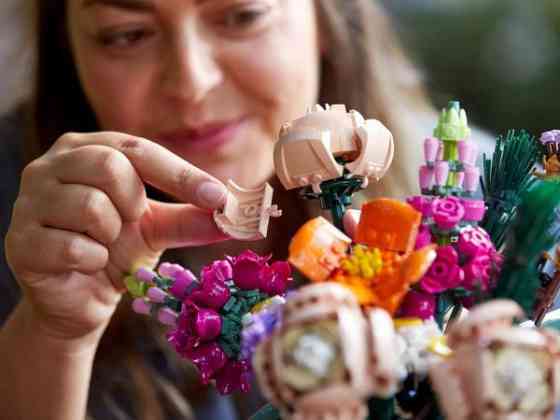Конструктор LEGO Botanicals Букет квітів 756 деталей (10280) Харків