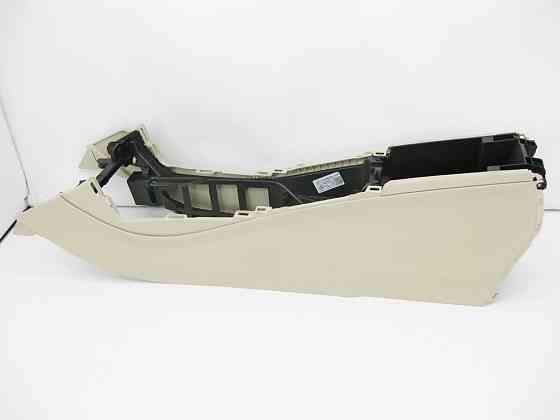 Mercedes-Benz  A1766802701 8L36 Корпус консолі підлокітника CLA Shooting Brake X117 CLA C117 GLA X156 A-class W176 Одеса