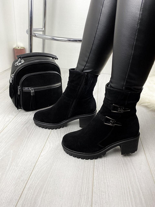 Жіночі черевики ARLETT чорні натуральна замша зима висота черевика 14 см (Б321) Коломия - фото 1