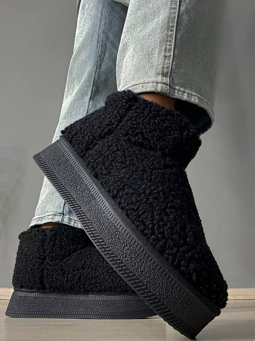 Уггі жіночі Hengji 37-1 з хутром тедді на платформі чорні, 37, 23,5 см Київ - фото 3