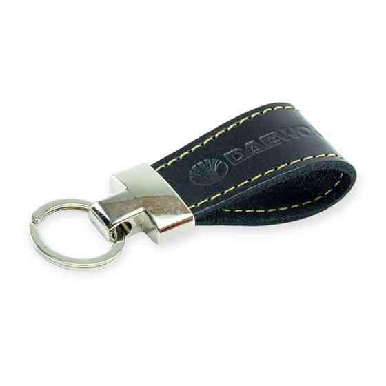 Брелок daewoo шкіряний тиснений чорний, прострочений, метал. затискач Мукачево