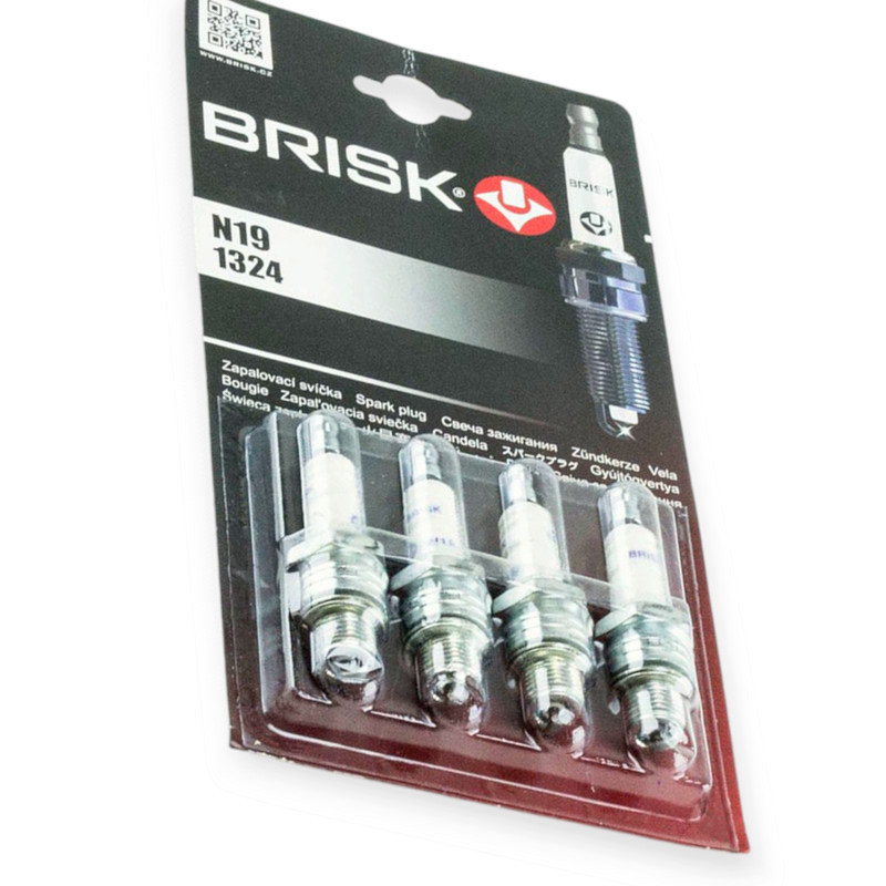 Свічки Classic корот. (N19) блістер 1324 Brisk Мукачево - фото 1