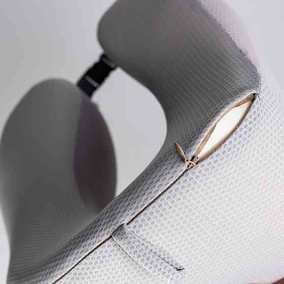 Yiwu Подушка для шиї Camelback U-подібна з охолоджуючим ефектом, оливковий HP-56-19OL Коломия