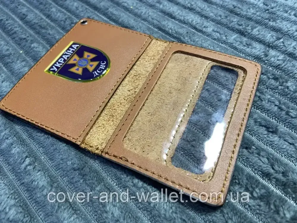 Шкіряна обкладинка на посвідчення ДСНС з шевроном жовтого кольору P_Leather Київ - фото 1