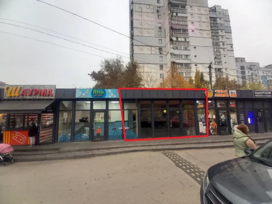 Новое Аренда Помещения на красной линии возле "Варуса", Проспект Мира Днепр - изображение 2