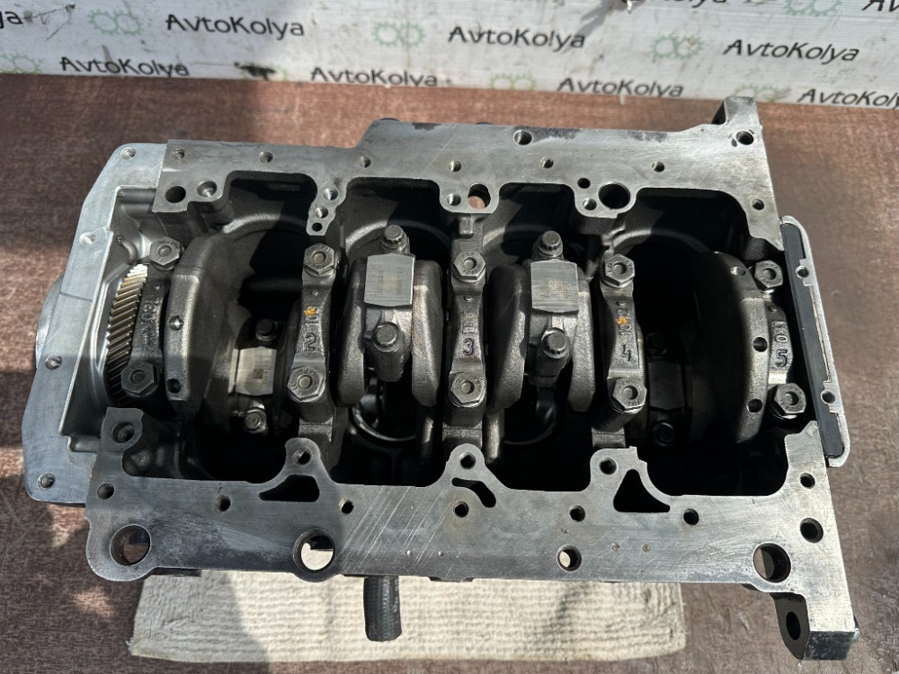 Блок двигуна VW T5 Caravelle 2.0 tdi 2010-2015 (CCH) Ковель - изображение 1