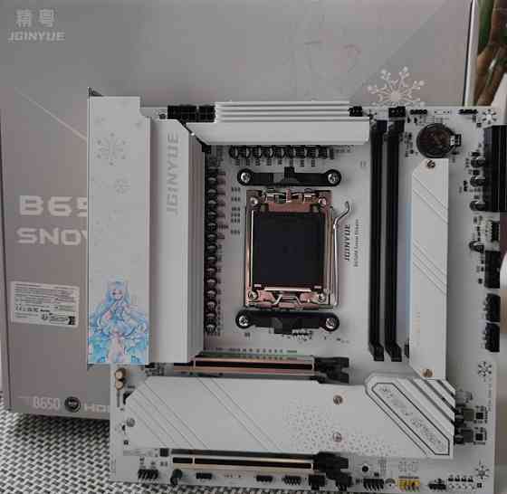 Материнська плата AMD B650M Snow Dream Київ