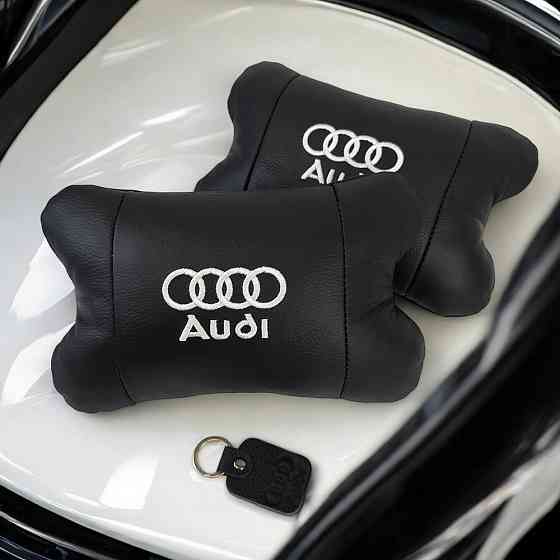 Набір автоподушок 2шт на підголівник Audi з натуральної шкіри чорні + брелок у подарунок Київ