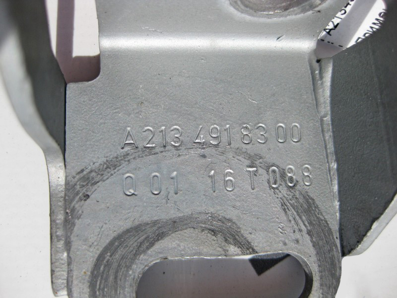 Mercedes-Benz  A2134918300 Кронштейн вихлопної труби до ланжерону C-Class W205 E-Class W213 C238 CLS C257 Одеса - фото 3