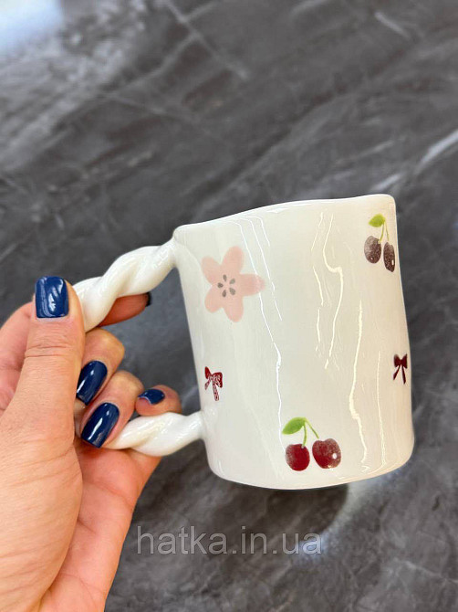 Чашка крухоль кераміка Olens "Вишні-бантики" 400 мл 8030-424 Київ - фото 1
