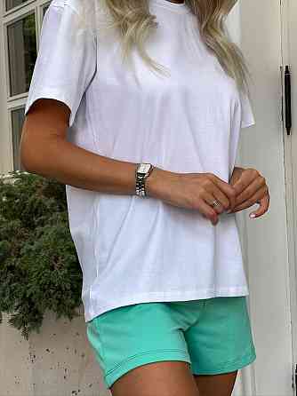 Летний женсикий костюм в спртивном стиле 