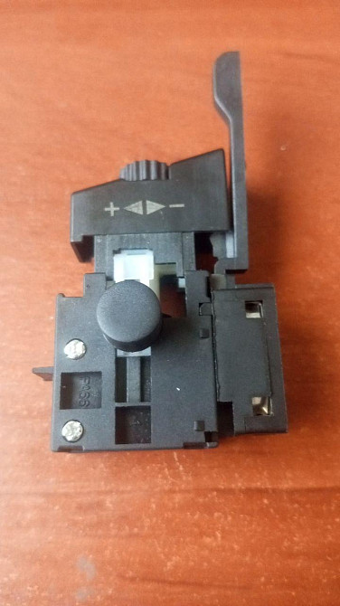 Кнопка дрели (12*32) HLTE-8A Полтава - фото 1