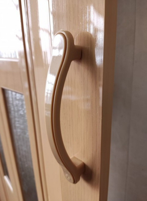 Дверь гармошка полуостекленная 860х2030х10мм  Дуб Светлый №3 глянец Днепр - изображение 8