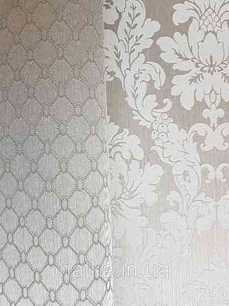Текстильні шпалери на флізеліновій основі Da capo RaschTextil геометрія ромб овал сітка бежеві фон срібло Київ