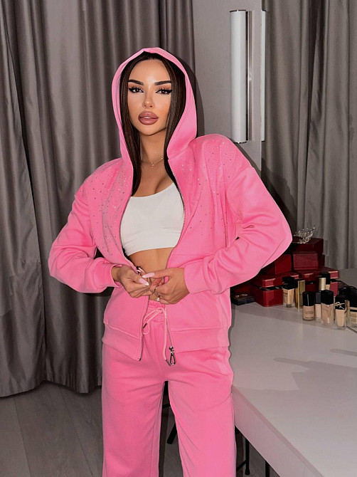 Женский стильный повседневный костюм со стразами свободного кроя трехнить Розовый, 42/44 Одесса - изображение 5