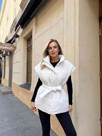 Жіноча тепла жилетка з поясом плащівка еммі на силіконі Одеса