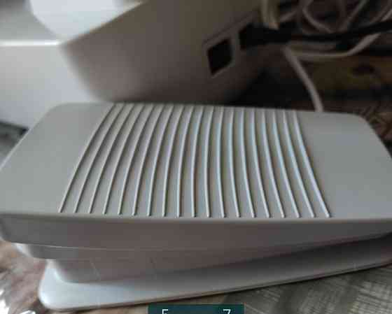 Швейна машинка. Київ