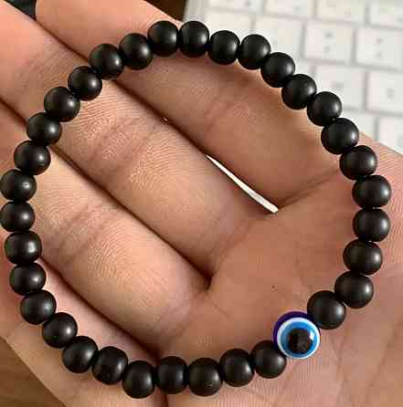 Браслет из оникса 6 мм со вставкой Назар – чёрный браслет-оберег Киев