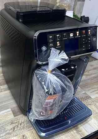 Кавомашина Philips LatteGo Series 5500 Series EP5547/90 Київ