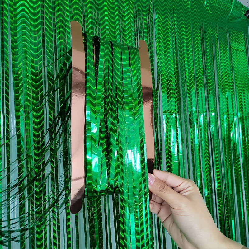 Дождик для фотозоны с блестящей голограммой 2 м на 1 м зеленый Киев - изображение 2