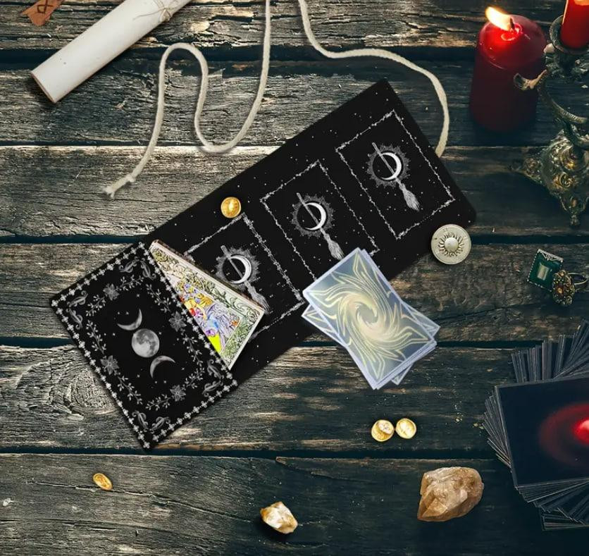 Сумка для зберігання Таро “Місячна мітла” — чорна тканинна торбинка 38×17 см з езотеричним принтом Київ - фото 2