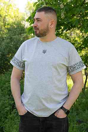 Футболка чоловіча з вишивкою х/б топ 46 Київ