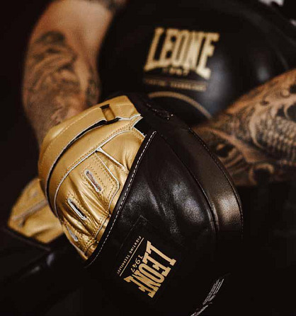 Лапи боксерські Leone Power Line Black Чорні Тренувальні лапи для боксу MMA кікбоксингу пара Київ - фото 8