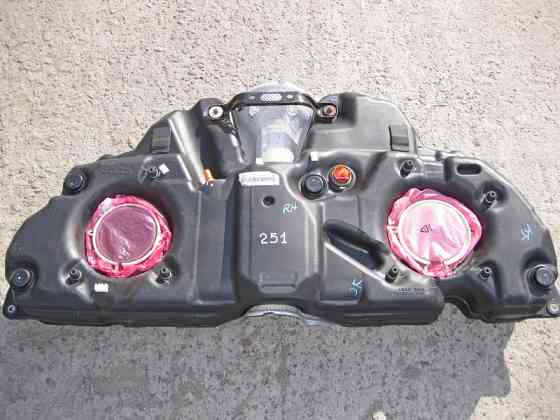 Mercedes-Benz  A2514702001 Паливний бензиновий бак R-Class W251 Одесса