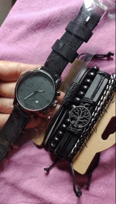 Подарочный набор для мужчин: наручные часы с 4 ориг. браслетами- диам 4см, длин 24см, шир рем 2см, без коробки Киев - изображение 5