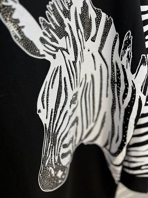 Свитшот женский LSK 6030 удлиненный зебра камни one size, черный, one size Киев - изображение 12