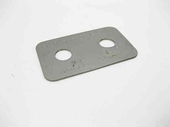 Mercedes-Benz  A1644910118 Підкладна пластина під кронштейн випускної системи GL X164 ML W164 ML GLE W166 GL Одесса