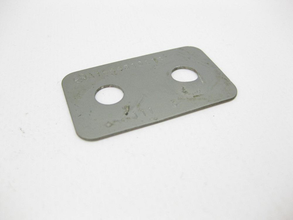 Mercedes-Benz  A1644910118 Підкладна пластина під кронштейн випускної системи GL X164 ML W164 ML GLE W166 GL Одесса - изображение 6