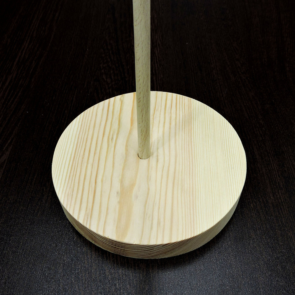 Подставка для кукол 