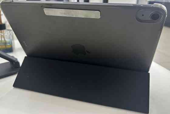 Планшет: iPad Air 5 64 Gb Wi-Fi Space Gray Neverlock A2588 Київ