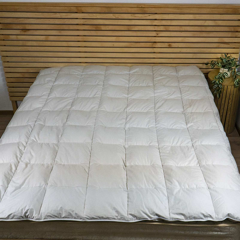 Ексклюзивна пухова Касетна Двоспальна ковдра преміум якості YouStar 100% гусячий пух, Сатин, розмір 175х205 см (Бежевий) Суми - фото 11