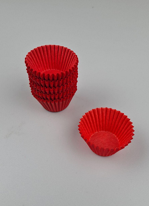 Тартолітка для кексів 3Б кругла червона D30 H24 (100 шт.) (1 уп.) Харків - фото 1