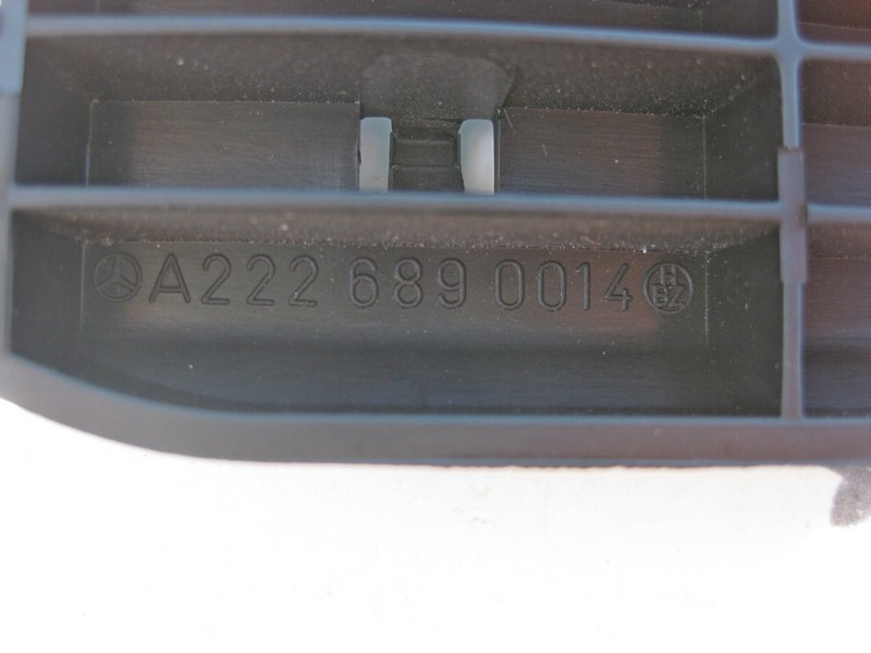 Mercedes-Benz  A2226890014 Пластиковий кронштейн екранів приладки та команда S-Class W222 Одеса - фото 3