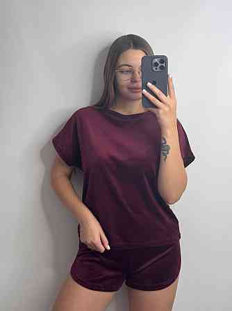 Піжама жіноча футболка+ шорти з плюшевого велюру Бордовий L Харків