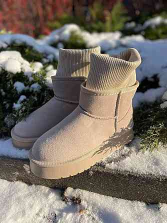 Hengji Угги жіночі HENGJI бежеві натуральна замша висота 13 см (5698) Коломыя